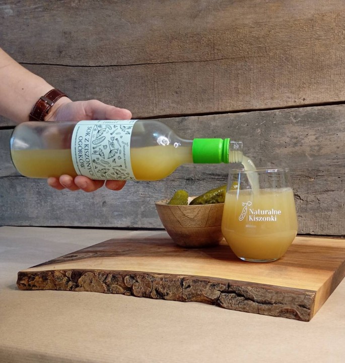 naturalny-sok-z-kiszonych-ogorkow3.jpg